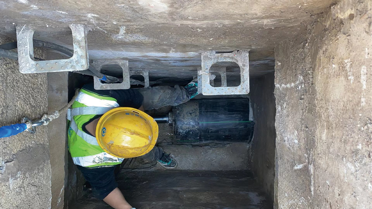 源城HDPE短管内衬法